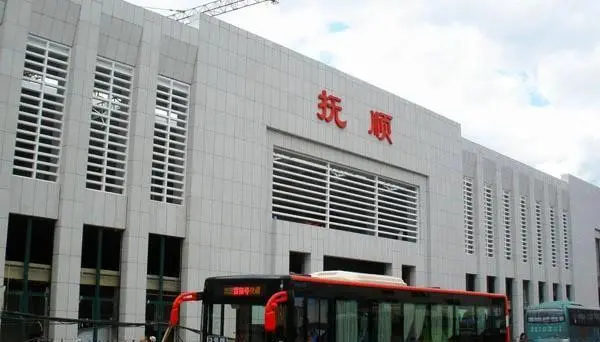 咸宁到抚顺物流公司-咸宁至抚顺专线-全境/直送