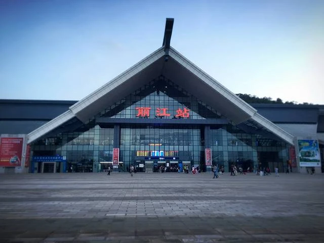 重庆到丽江专线物流-重庆直达丽江全境-丽江专线运费查询