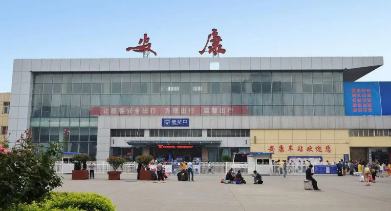 成都到安康物流公司-长途搬家搬厂-快运专线直达